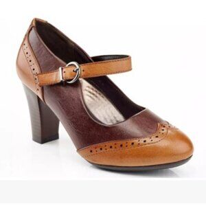 Rasolli Women's Retro Mary Jane heels size 8